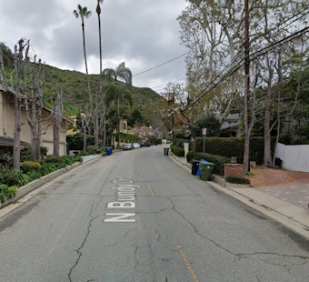 Los Angeles Responders Assess Hillside Shift Near Homes in Brentwood, No Evacuations Ordered