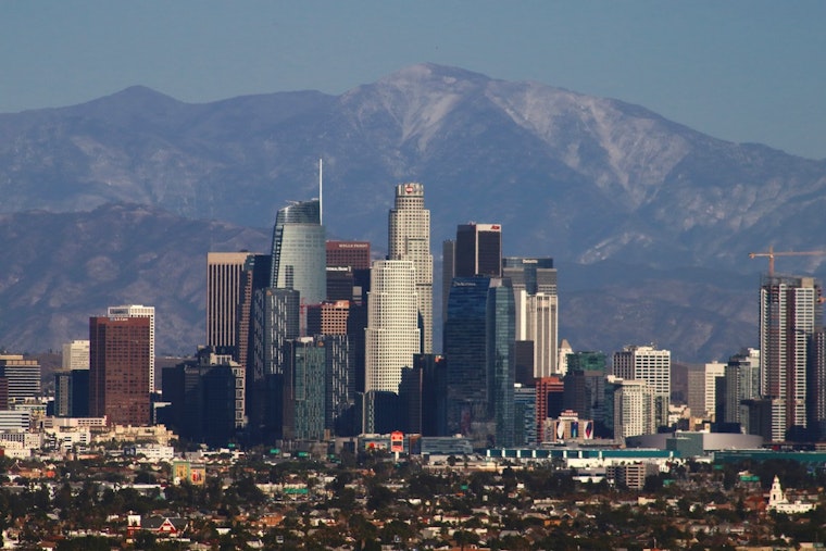 Los Angeles to Savor Sunny Days Before Weekend Rain Chances Arise