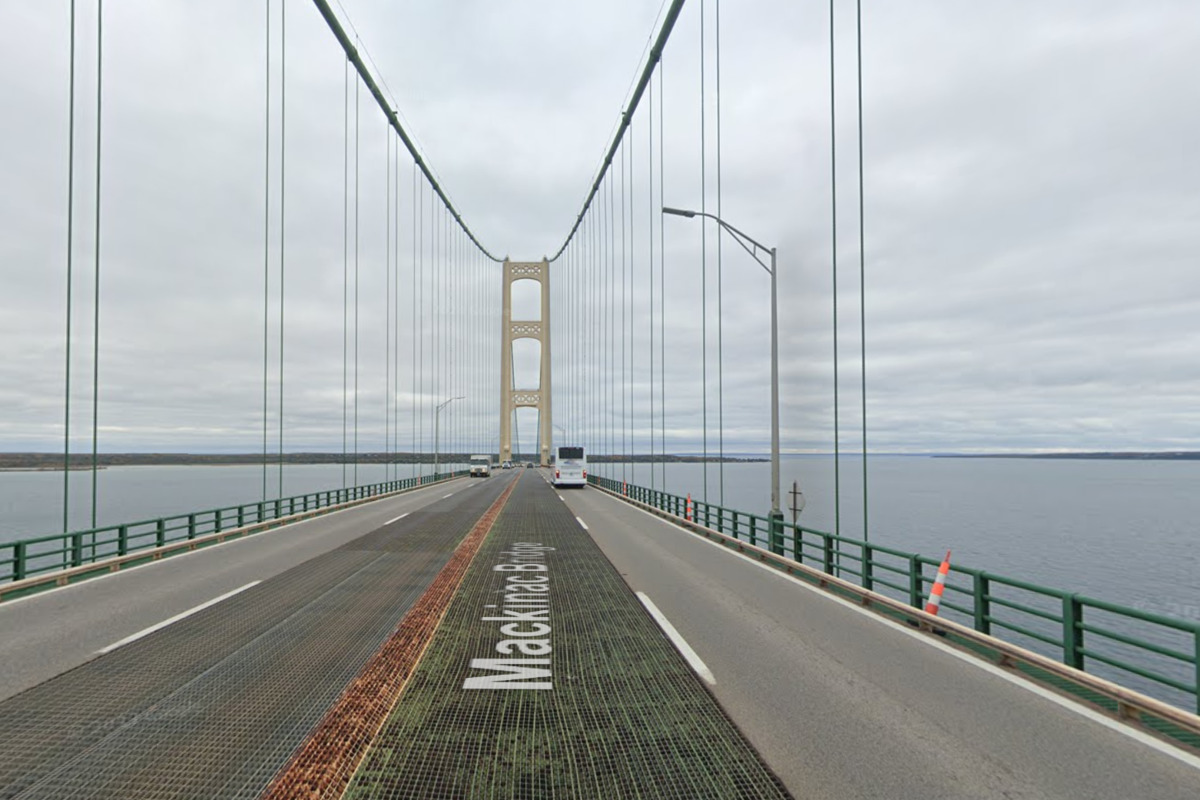 Mackinac Bridge Reopened After IceRelated Closure, Ensures Motorist
