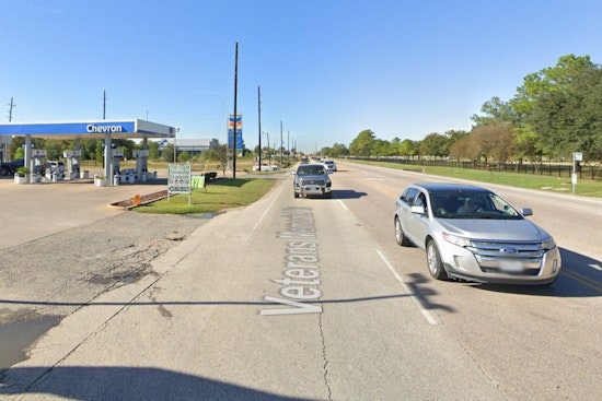 Man Fatally Shot in Houston, Dies After Seeking Help at Gas Station