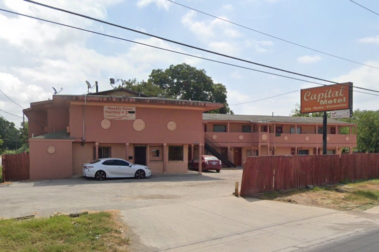 Man Hospitalized After Being Shot in Scuffle at San Antonio Motel, Suspect Sought by Police