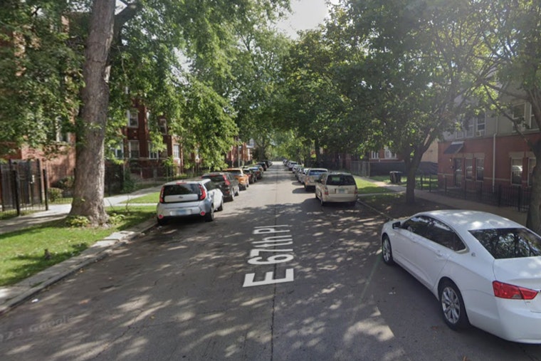 Man Seriously Wounded in South Side Chicago Shooting, No Suspects in Custody