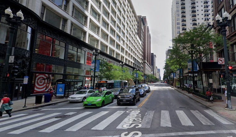 Man Stabbed in Leg During Bold Attempted Robbery on Loop's South State Street in Chicago