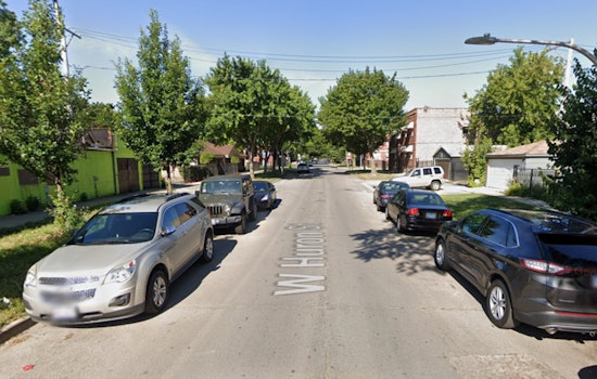 Man Wounded in Late-Night Robbery Shooting on Chicago's West Side; Assailants at Large
