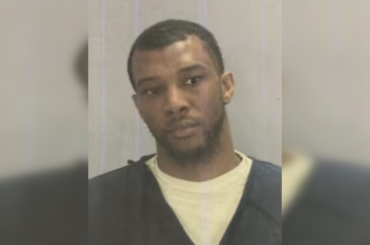 Manhunt In Progress For Murder Suspect Accidentally Released From Jail