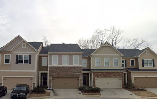 Marietta Townhome Fire Displaces Residents, Causes Extensive Damage in Cobb County