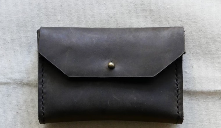 Mesa Dermatologist Dives into Salt River, Discovers Chicago Woman's Wallet Lost in 1995