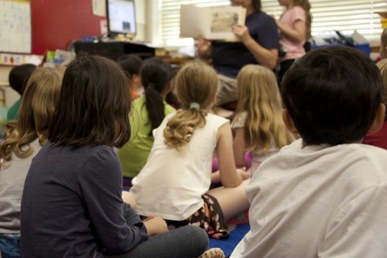 Mesa Welcomes Senior Volunteers to Boost Literacy in Local Schools