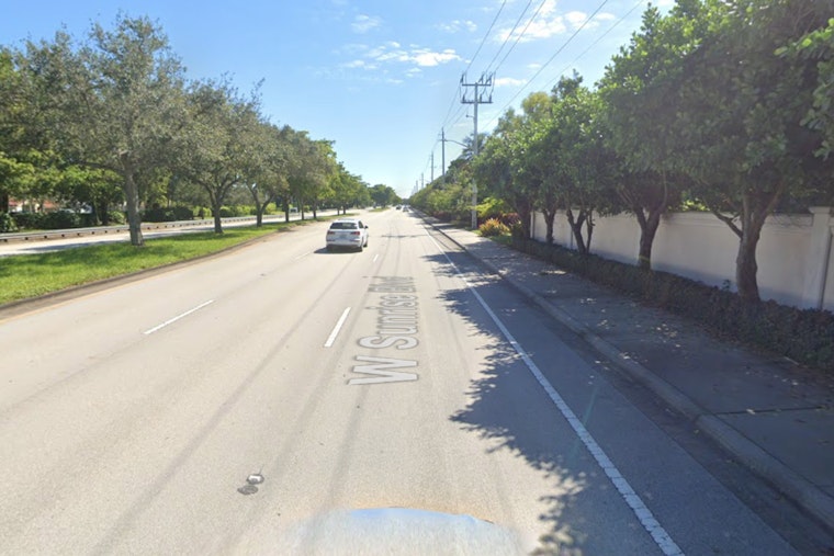  Miami Authorities Investigate Corvette Crash on West Sunrise Boulevard, Plantation Police Advise Alternative Routes