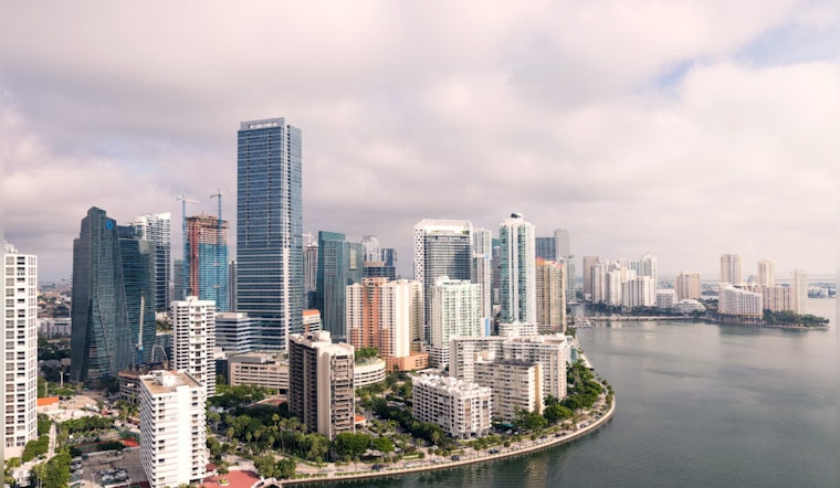 Miami Buffeted by Strong Winds as Temperatures Take a Dip, NWS Issues Weather Advisories