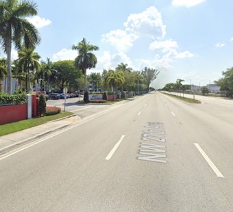 Miami-Dade Police Probe Daylight Carjacking Near Kings Terrace Apartments