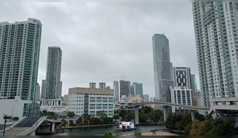 Miami Greets the Day with Fog and Rain, Sunny Week Ahead Expecting Weekend Showers