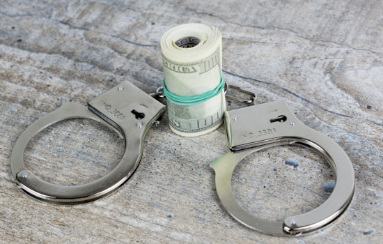 Miami Man Sentenced to 30 Months for Operating $735K Investment Fraud Scheme