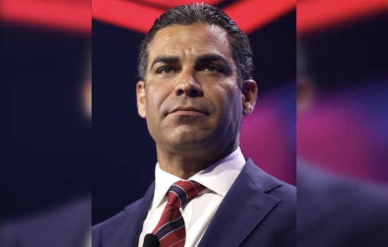 Miami Mayor Francis Suarez Faces Calls to Resign Over Alleged Conflict of Interest