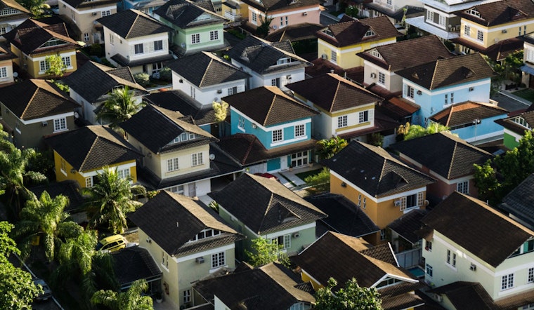 Middle Class on the Brink, American Dream Slips as Housing and Inflation Pinch Intensifies