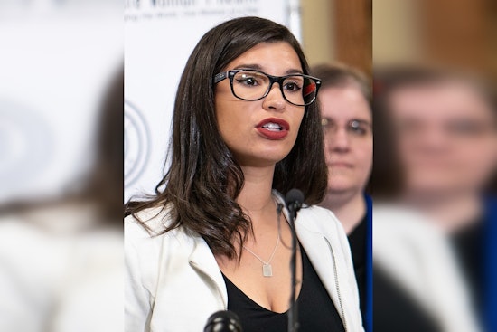 Minnesota Paves the Way for Child Social Media Stars' Rights and Revenue with Sen. Maye Quade's Bill