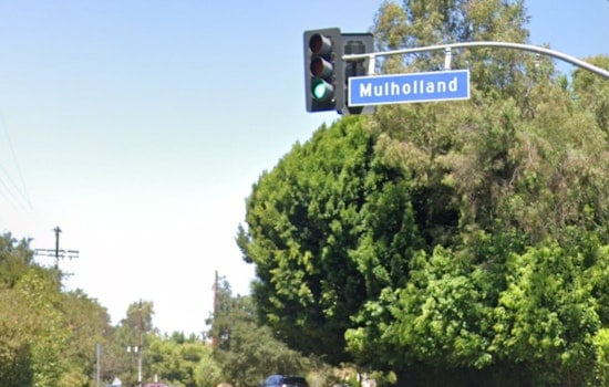 Mudslides Trigger Closure of Mulholland Drive in Studio City, Los Angeles Homes at Risk