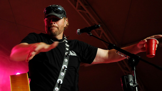 Nation Fills Red Solo Cups for Toby Keith, Icon's Passing at 62 Mourned from Bars to Basketball Courts