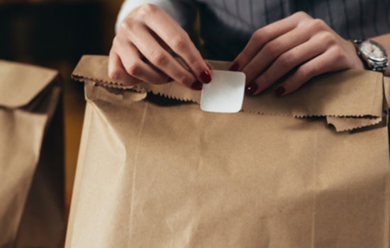 Newton Restaurants Embrace New Compostable Takeout Container Ordinance