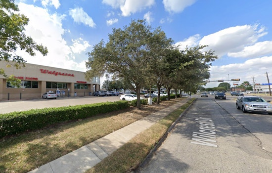 One Dead, Another in Critical Condition After Houston Shooting as Police Seek Public's Help