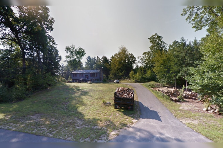 One Dead in Litchfield House Fire Despite Rapid Response from Surrounding New Hampshire Towns