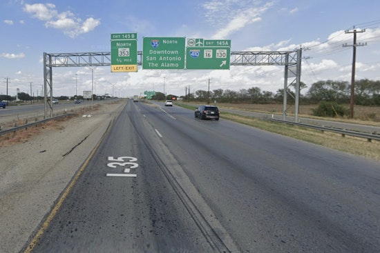Overturned 18-Wheeler Carrying Quarantined Vegetables Snarls Traffic in San Antonio for 18 Hours