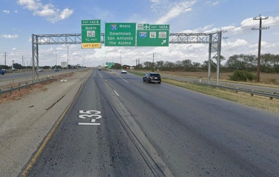Overturned 18-Wheeler Carrying Quarantined Vegetables Snarls Traffic in San Antonio for 18 Hours