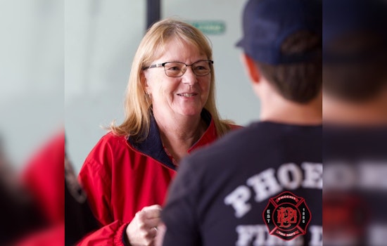 Phoenix Firefighters Lauded by Arizona Woman They Revived After Cardiac Arrest
