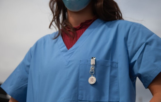 Phoenix Nurse Accused of Orchestrating $129K Fraud in Arizona's ESA and Medicaid Programs