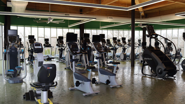 Plano Parks and Recreation Hosts Free 'Share the Love Week' at Oak Point Center for Fitness Enthusiasts
