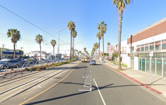 Police Seek Suspect Following Fatal Stabbing in Long Beach, Homicide Detectives Investigate