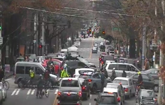 Pro-Palestinian Protesters March Through Seattle, Call for Ceasefire and Criticize Tech Giants