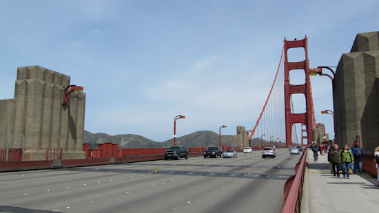 Protesters Demand Ceasefire, End to U.S. Arms Supply to Israel During Brief Golden Gate Bridge Demonstration