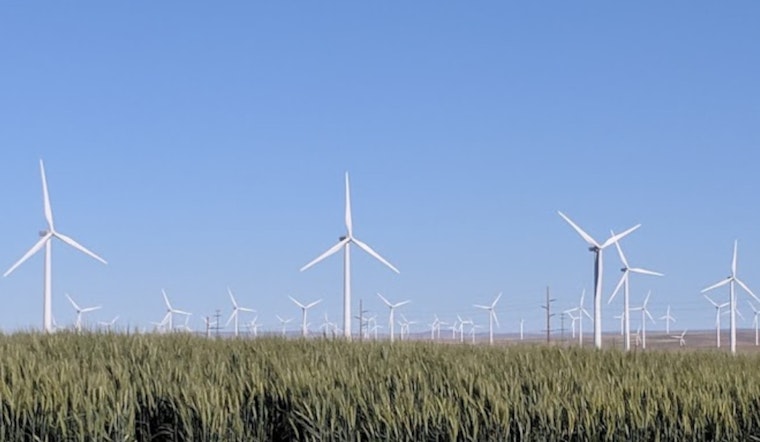 Report Uncovers Oregon Lobbyists Caught Between Green Advocacy and Fossil Fuel Interests
