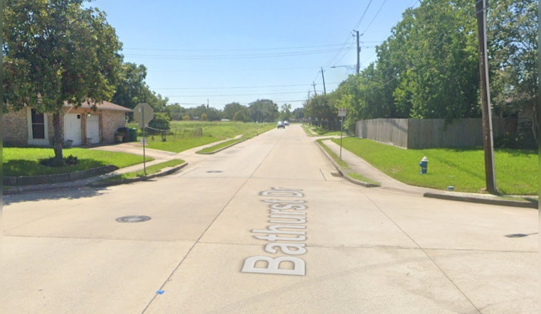 Resident Finds Body of Young Man Fatally Shot in Southwest Houston Neighborhood