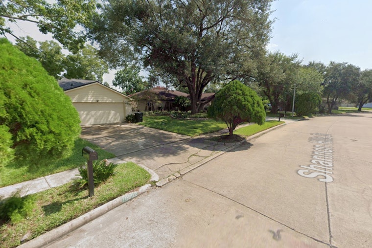 Residents Safe, Pets Affected as Fire Causes $160K Damage to Alief Home, Houston Firefighters Respond Promptly