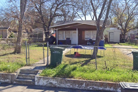 San Antonio Firefighters Swiftly Contain Southwest Side House Blaze