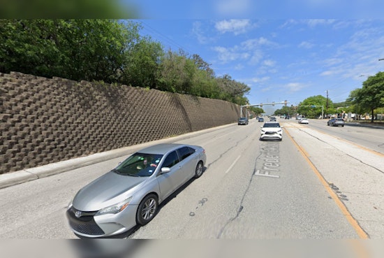 San Antonio Firefighters Tame Blaze Near Legacy Oaks, Protect Medical Complex on Fredericksburg Road