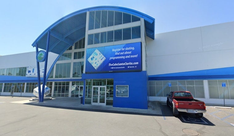 Santa Clarita's The Cube Invites Students to Friday Night Ice Skating with School ID Deals