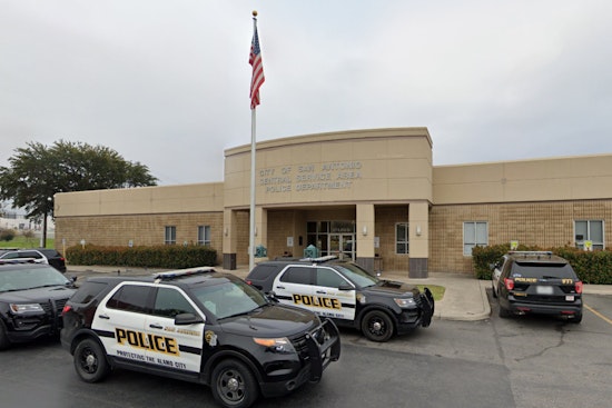 SAPD Seeks Dark Sedan Driver After Fatal Hit-and-Run on San Antonio's Highway 90