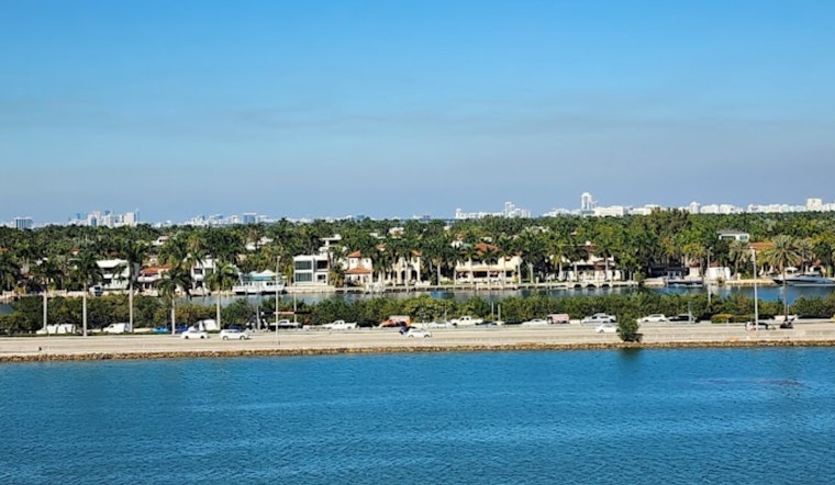 Seaplane Crashes into Waters Off PortMiami, All Seven Passengers Rescued Unharmed