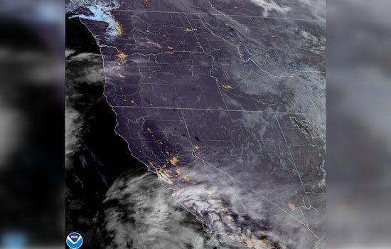 Seattle Braces for Weather Whiplash with Sunshine Giving Way to Rain and Snow Showers