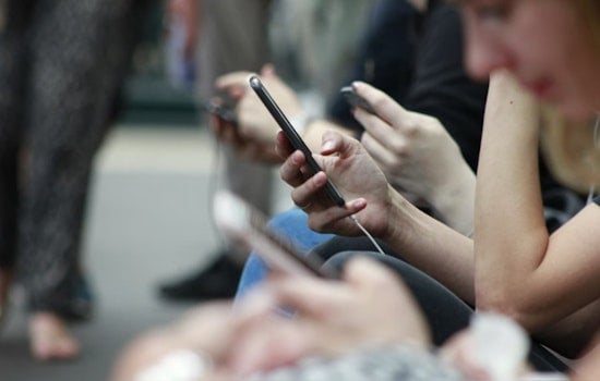 Seattle Leads U.S. Cities in Phone Call Avoidance, Surpassing San Francisco and New York, Survey Finds