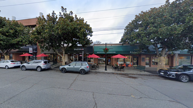 Seattle's Gig Worker Ordinance Slices Into Pizzeria Sales, Owners Seek New Strategies