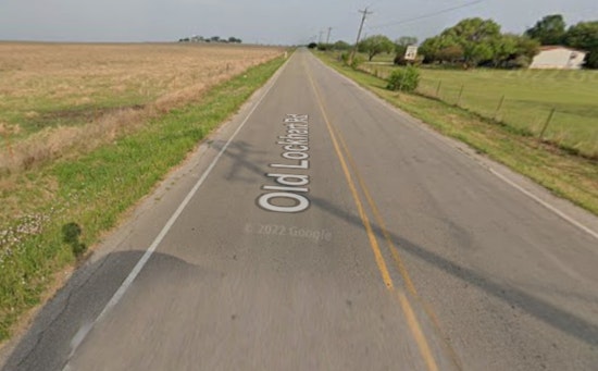 Seven Injured, Including Three Children, in Two-Vehicle Crash Near Mustang Ridge, Texas