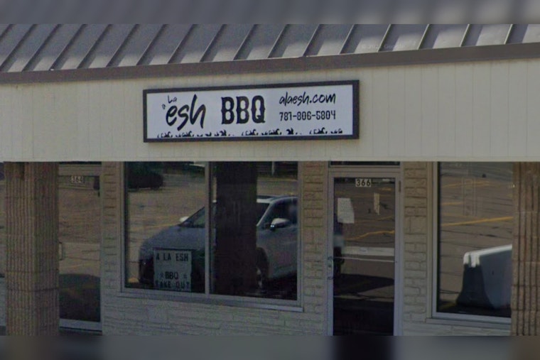 Sharon Welcomes Back A La Esh with Israeli-Southern BBQ Fusion in Sharon Heights Shopping Plaza