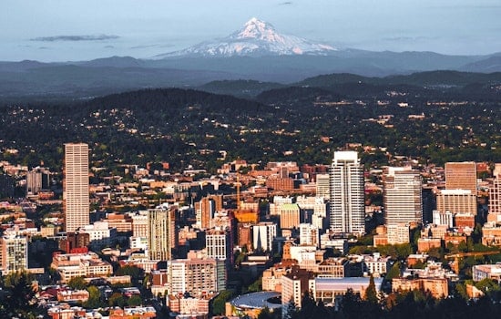 South Willamette Valley Forecasts Partly Sunny Day with Chance of Showers, Mild Temps