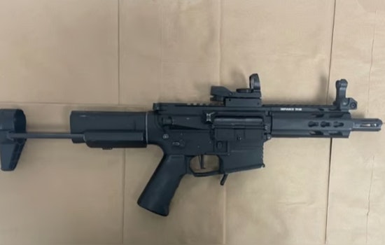 Springfield Police Arrest Man with Airsoft Replica Rifle, Highlight Legal Challenges with Imitation Firearms