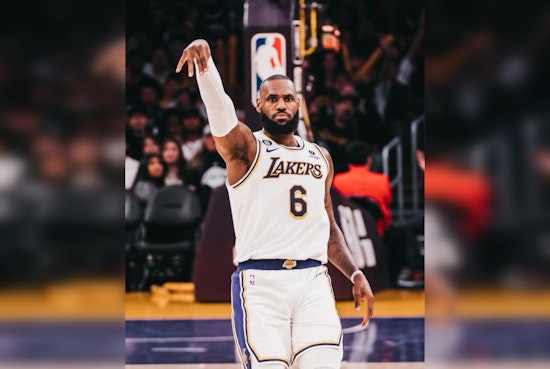 Spurs Rumored to Secure LeBron in Offseason Royal Flush!