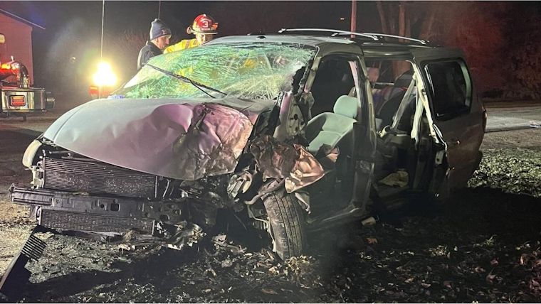 St. Charles Mother Severely Injured, Children Saved by Car Seats in Single-Vehicle Crash